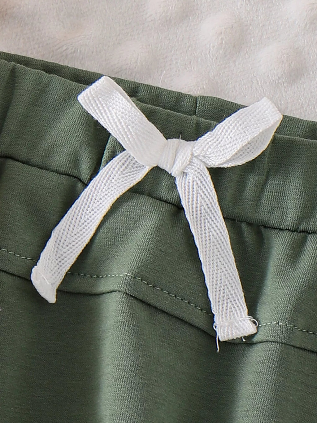 Graphic Round Neck Tee and Shorts Set in Green, product view 6
