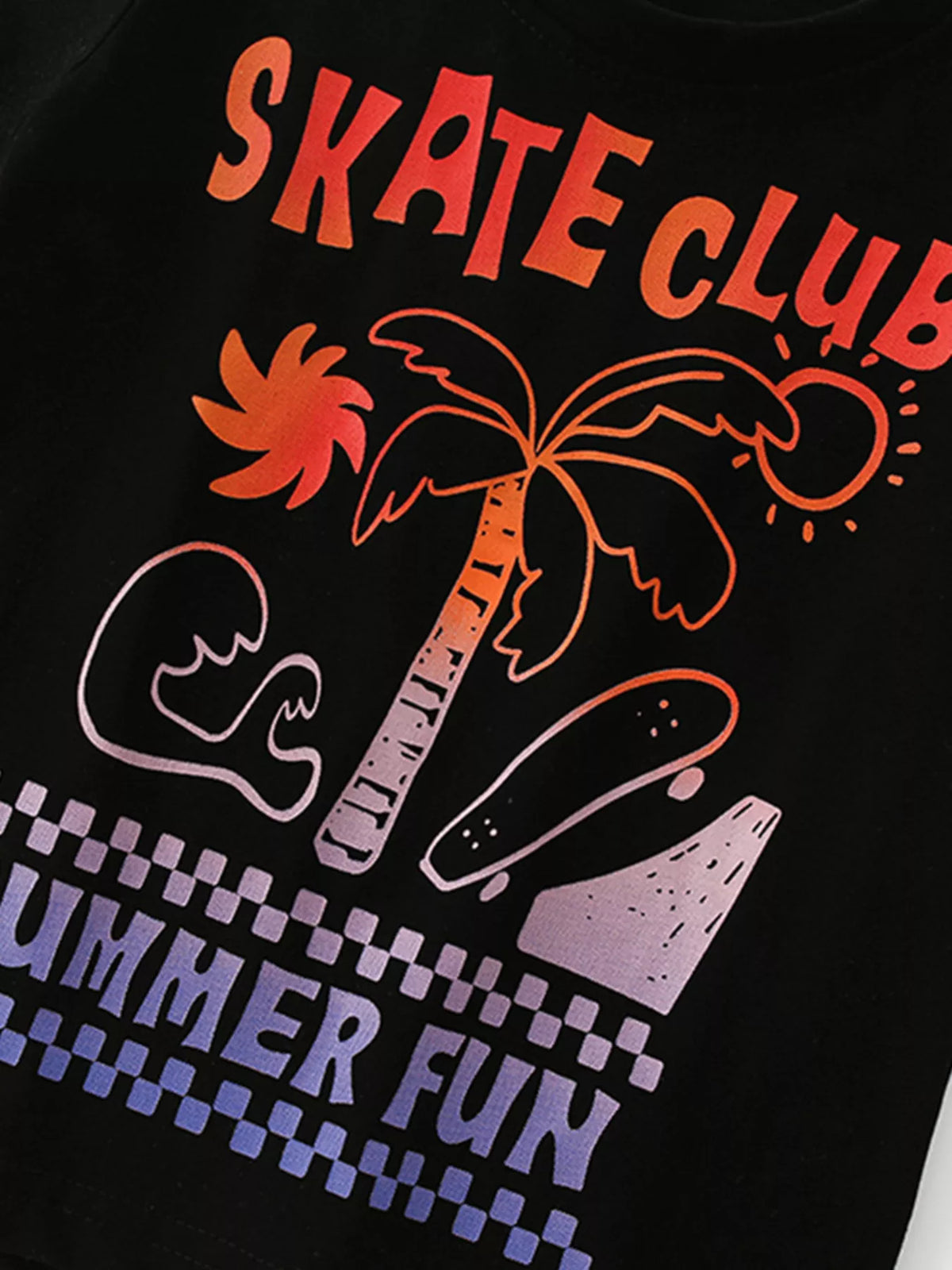 Graphic Round Neck T-Shirt in Black, product view 4