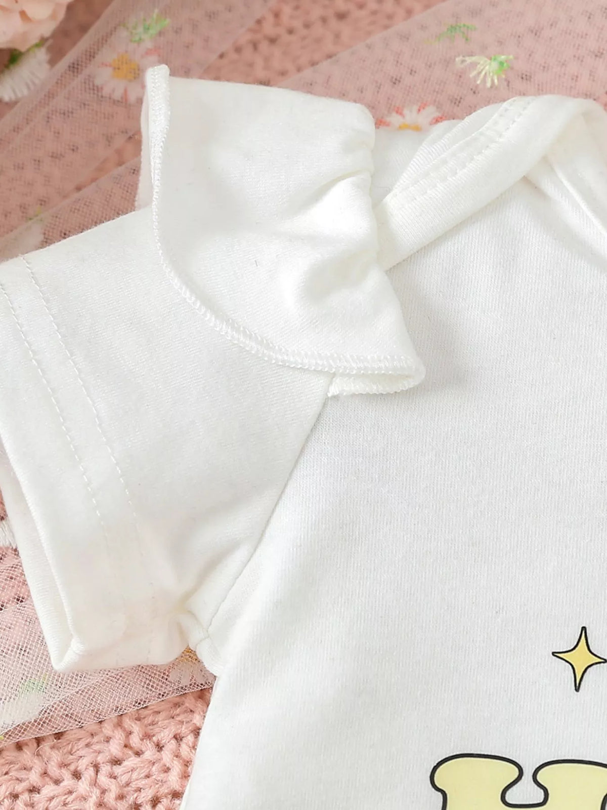 Ruffled Short Sleeve Bodysuit and Shorts Set with Headband in White, product view 4