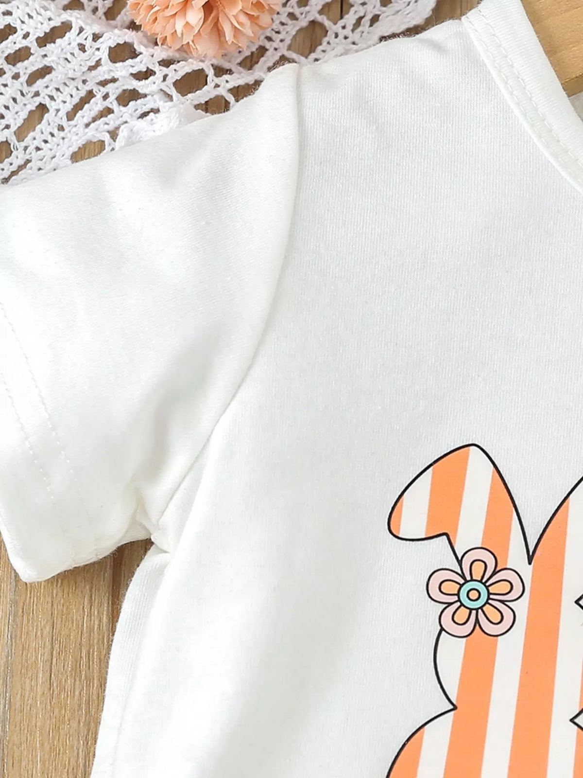 Bunny Round Neck Tee and Pants Set in White, product view 4