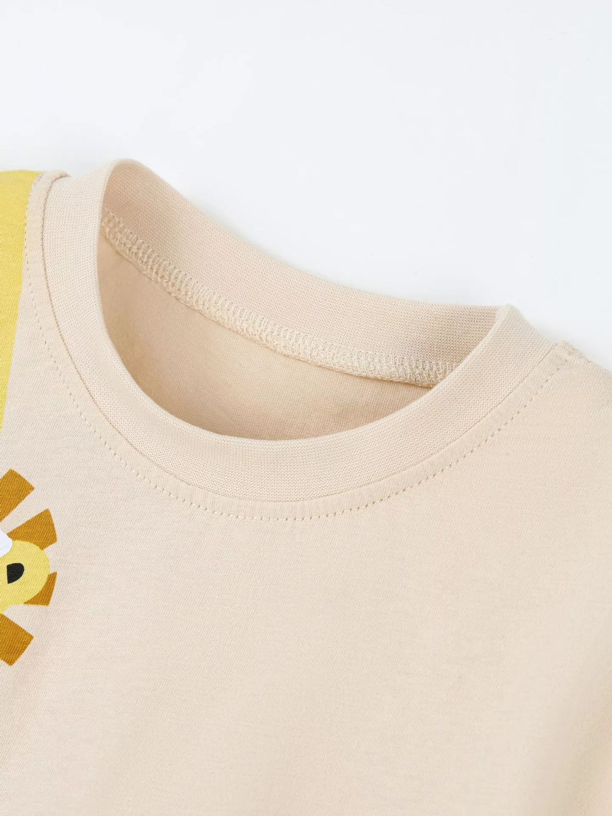 Animal Print Round Neck Tee in Cream White, product view 3